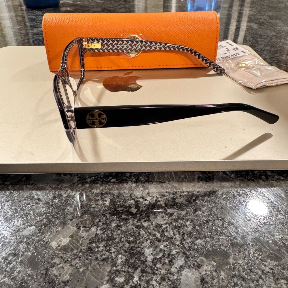 Authentic Tory Burch eyeglasses - Picture 2 of 6
